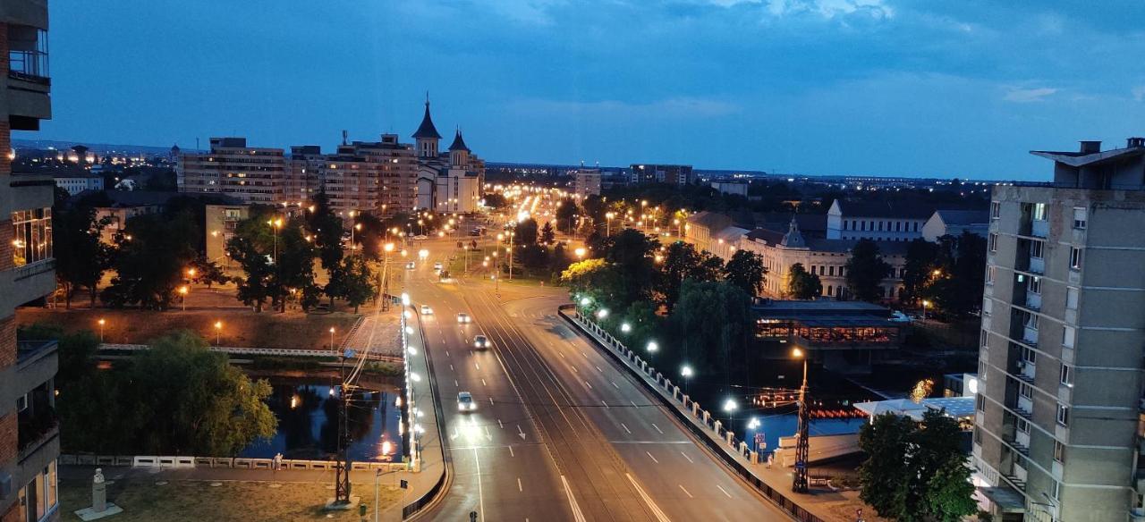 Over The City Oradea Exteriér fotografie