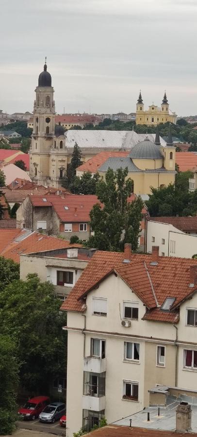Over The City Oradea Exteriér fotografie