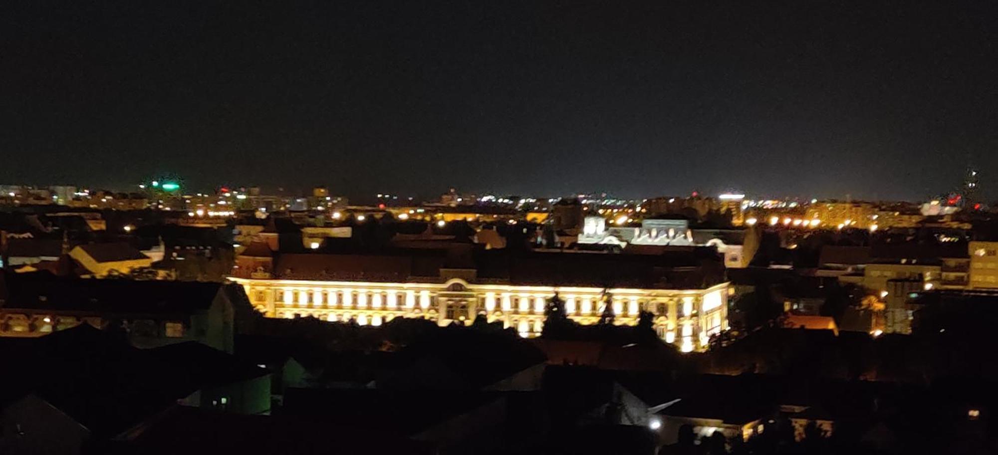 Over The City Oradea Exteriér fotografie